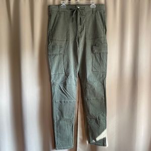 AE Army Green Utility Hi-Rise Jegging - 12 LONG!